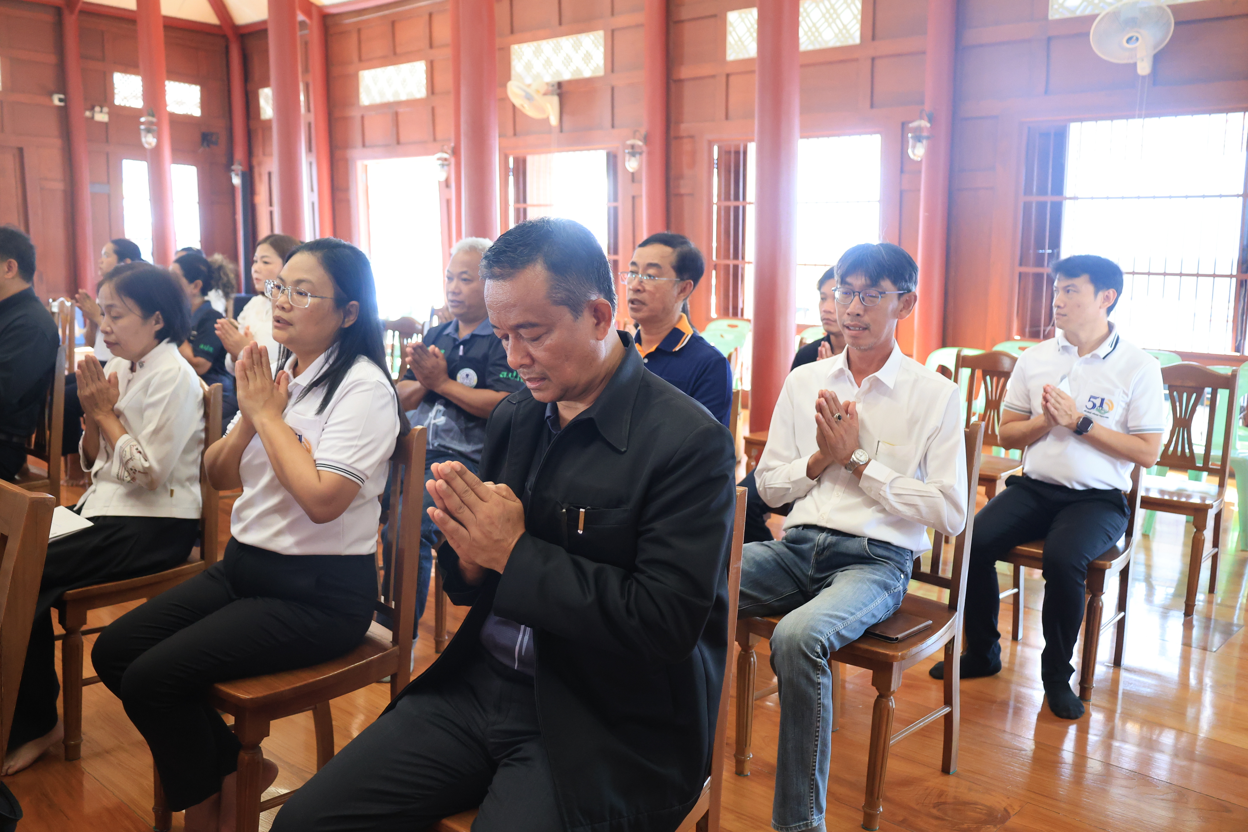 title - เลขาธิการ ส.ป.ก. เป็นประธานในพิธีทำบุญถวายสังฆทานอุทิศส่วนให้พี่น้องช่างสำรวจผู้ล่วงลับ ประจำปี 2569 